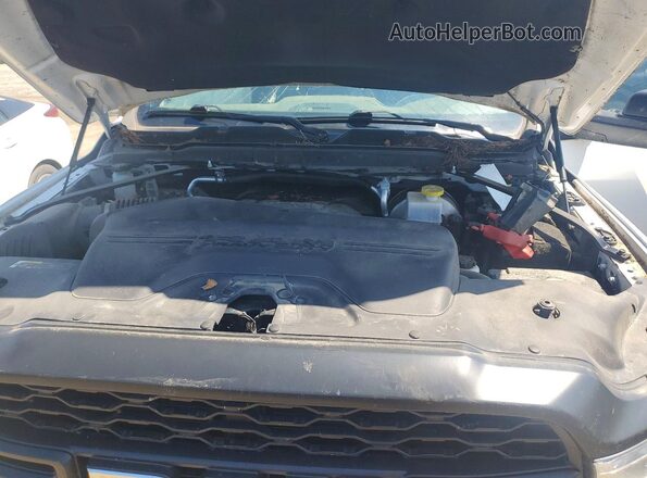 3C6MR5AJ7NG146496 2022 DODGE 2500 White უკანა სალონის ხედი