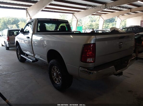 3C6MR5AL6JG128048 2018 RAM 2500 Silver Trasero izquierdo