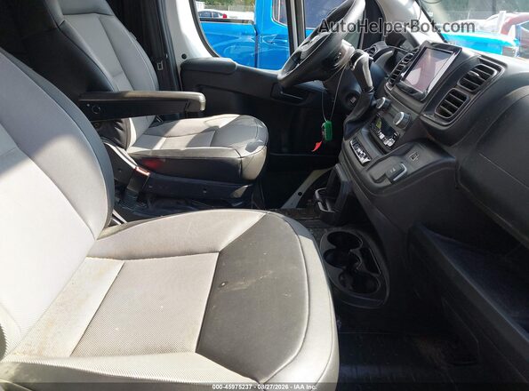 3C6MRVJG7SE504871 2025 RAM PROMASTER 3500 White Front interior view