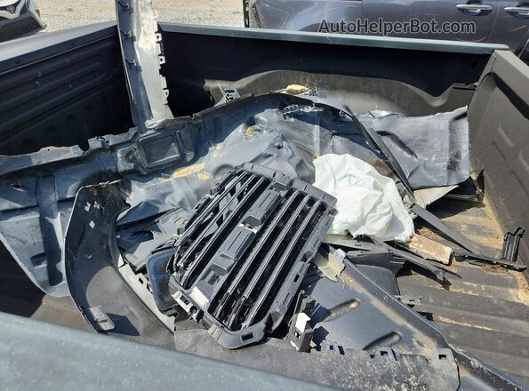 3C6RR6LT5HG768738 2017 RAM 1500 Black Vista del compartimento del motor