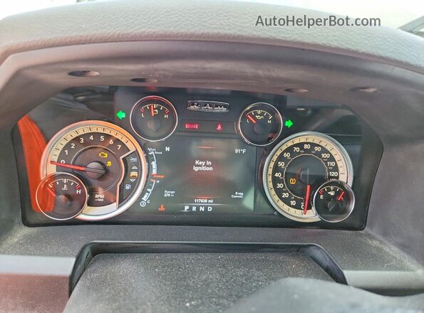 3C6RR6LT5HG768738 2017 RAM 1500 Black Vista del cuadro de instrumentos