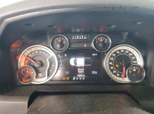 3C6RR6LT6HG716986 2017 RAM 1500 Black ხელსაწყოთა პანელის ხედი