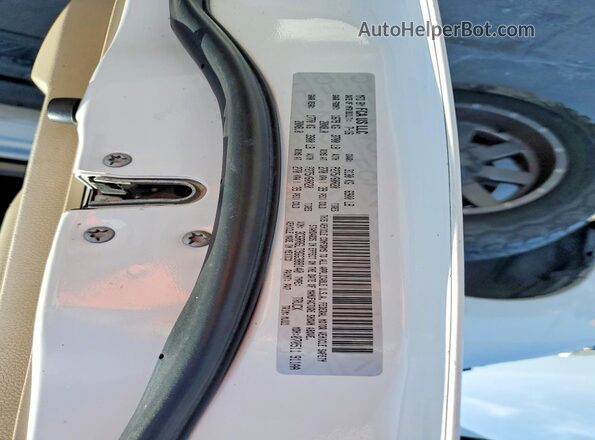 3C6RR6LT9GG388140 2016 RAM 1500 White Widok komory silnika