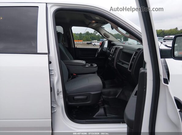 3C6RR7KG4LG270131 2020 RAM 1500 CLASSIC White Front interior view