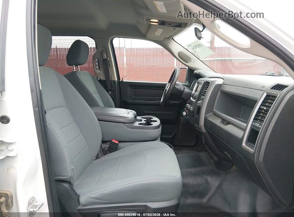3C6RR7KG5LG273085 2020 RAM 1500 CLASSIC White Widok wnętrza z przodu
