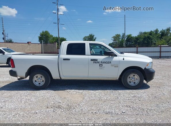3C6RR7KG6KG567285 2019 RAM 1500 CLASSIC White Вид задньої частини салону