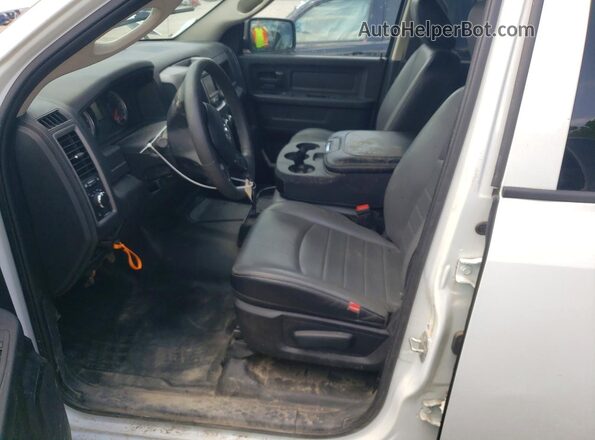 3C6RR7KT1PG653527 2023 RAM 1500 Белый Вид салона спереди