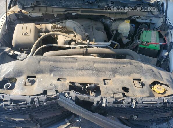 3C6RR7KT5GG271744 2016 RAM 1500 White უკანა სალონის ხედი