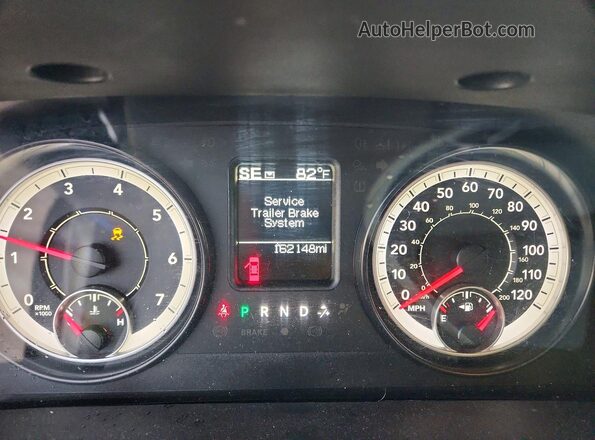 3C6RR7KT6GG169367 2016 RAM 1500 Серебряный Вид щитка приборов
