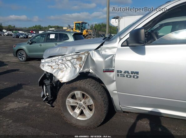 3C6RR7KT9GG338846 2016 RAM 1500 Silver Вид спереду