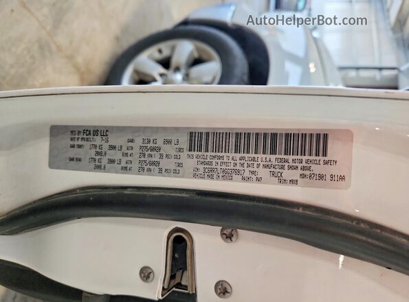 3C6RR7LT0GG376917 2016 RAM 1500 White ძრავის განყოფილების ხედი