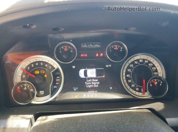 3C6RR7LT0GG388534 2016 RAM 1500 Burgundy Widok zestawu wskaźników