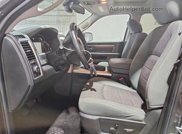 3C6RR7LT2GG263034 2016 RAM 1500 Gray Вид салону спереду