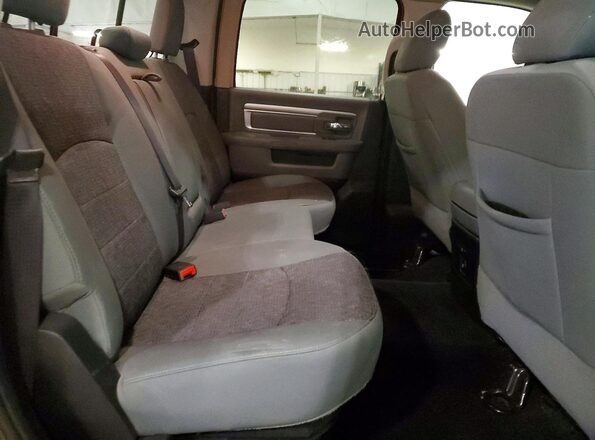 3C6RR7LT2HG593113 2017 RAM 1500 Gray Widok tylnych siedzeń