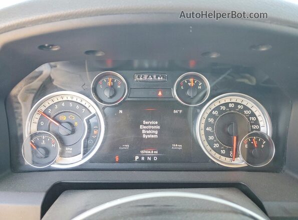 3C6RR7LT2HG640821 2017 RAM 1500 White Instrument cluster view