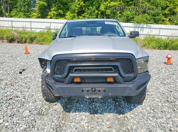 3C6RR7LT4GG233288 2016 RAM 1500 Серебряный Вид спереди