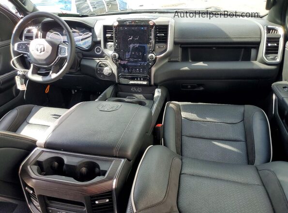 3C6SRFJP0T4159719 2026 RAM 1500 Charcoal Dashboard view