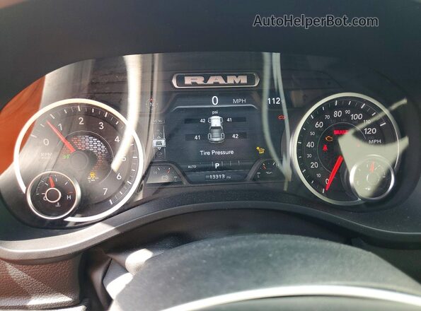 3C6SRFJP0T4159719 2026 RAM 1500 Charcoal Instrument cluster view