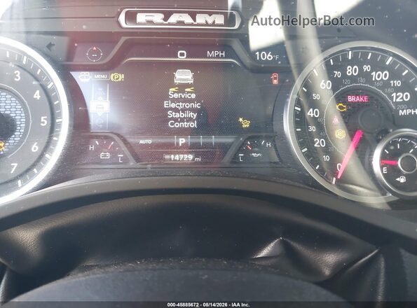 3C6SRFJP6T4159725 2026 RAM 1500 White Widok tylnych siedzeń