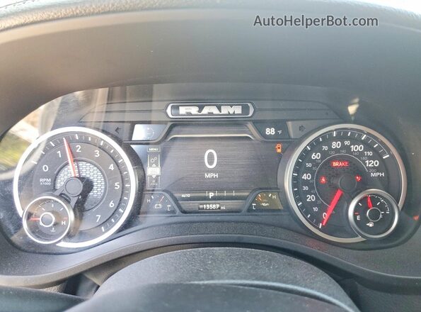 3C6SRFJP7T4177182 2026 RAM 1500 White Instrument cluster view