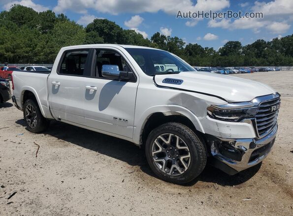 3C6SRFJP7T4177182 2026 RAM 1500 White 360 interior view