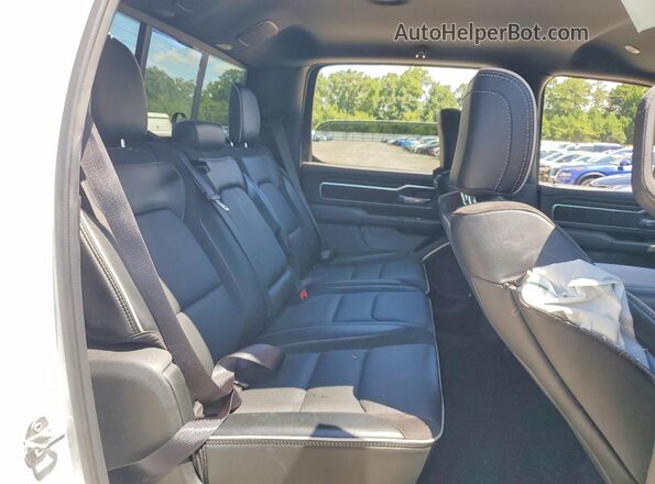 3C6SRFJP7T4177182 2026 RAM 1500 White Rear seats view