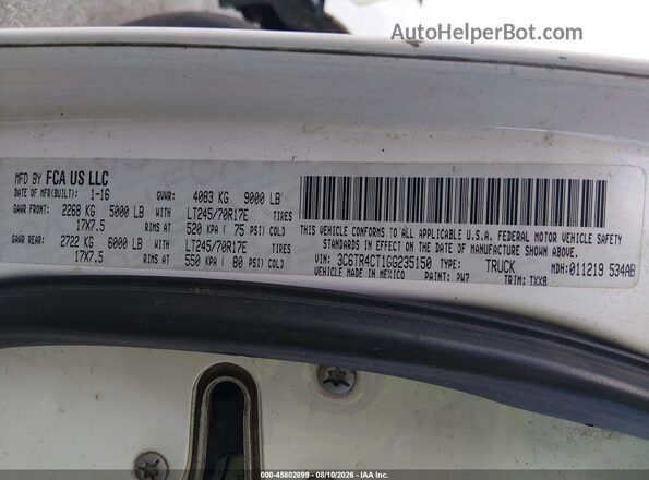 3C6TR4CT1GG235150 2016 RAM 2500 White Engine compartment view