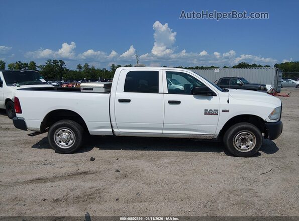 3C6TR4CT1GG235150 2016 RAM 2500 White Rear interior view