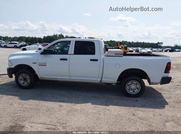 3C6TR4CT1GG235150 2016 RAM 2500 White 360 interior view