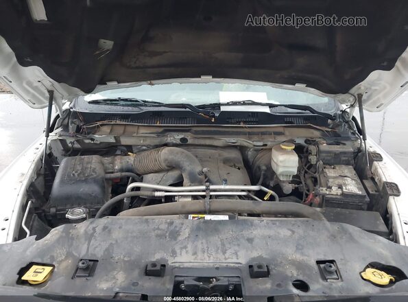 3C6TR4CT6HG623993 2017 RAM 2500 White უკანა ხედი
