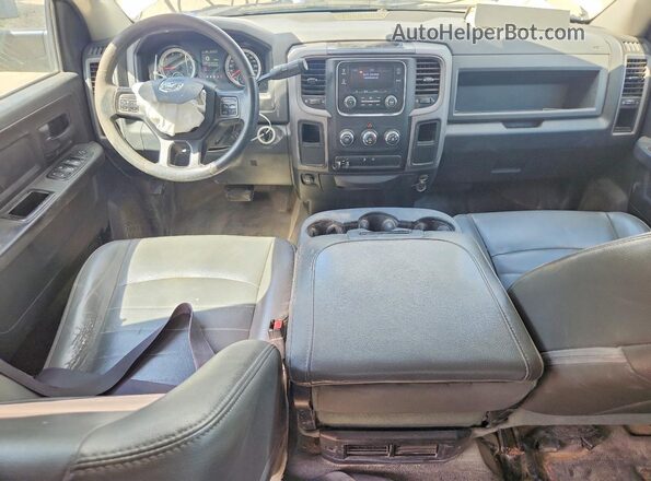 3C6TR4HT2GG279196 2016 RAM 2500 Белый Вид панели приборов