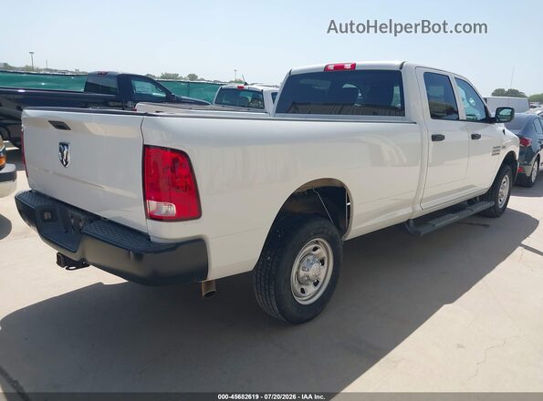 3C6TR4HT4JG356013 2018 RAM 2500 Белый Задняя правая четверть