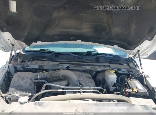 3C6TR4HT4JG356013 2018 RAM 2500 Белый Вид сзади