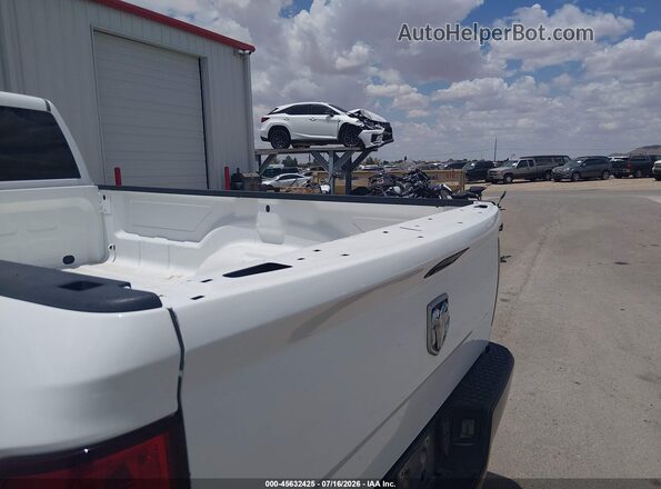 3C6TR4HT4JG361678 2018 RAM 2500 White Front view