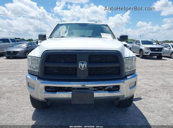 3C6TR5CJ4JG340339 2018 RAM 2500 White Вид щитка приладів