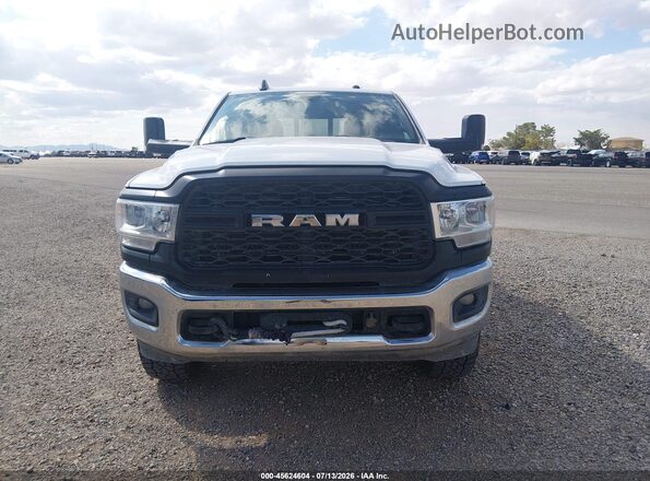 3C6TR5CJ8MG652264 2021 RAM 2500 White ხელსაწყოთა პანელის ხედი