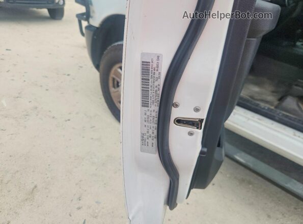 3C6TR5CTXGG329954 2016 RAM 2500 White Widok komory silnika