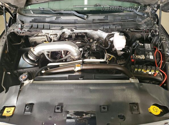 3C6TR5DT6HG605935 2017 RAM 2500 Charcoal Widok wnętrza z tyłu