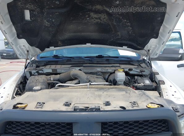 3C6TR5HT1JG300715 2018 RAM 2500 White Vista trasera