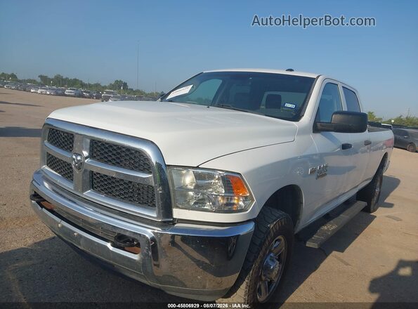 3C6TR5HT3JG117011 2018 RAM 2500 White Առջևի ձախ երեք քառորդ տեսարան