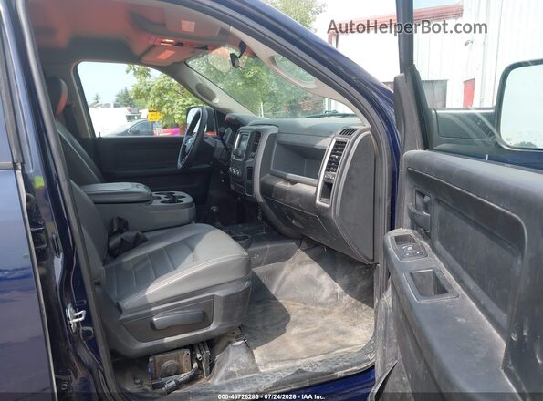3C6TR5HT4JG375215 2018 RAM 2500 Dark Blue Vista interior delantera