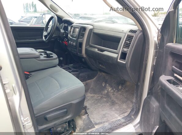 3C6TR5HT5GG297519 2016 RAM 2500 Серый Вид салона спереди