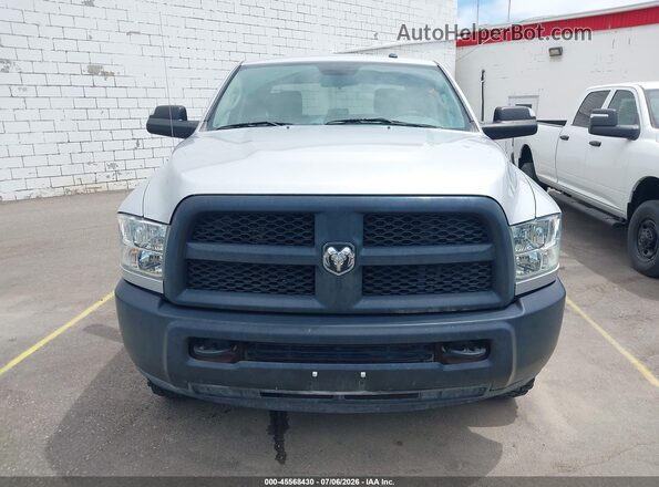 3C6TR5HT5GG297519 2016 RAM 2500 Серый Вид задней части салона