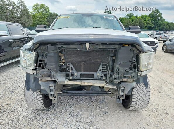 3C6TR5HT6JG242181 2018 RAM 2500 Silver Դիմացի տեսք