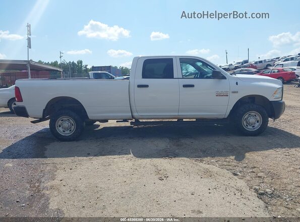 3C6TR5HT7GG283315 2016 RAM 2500 White Widok wnętrza z tyłu