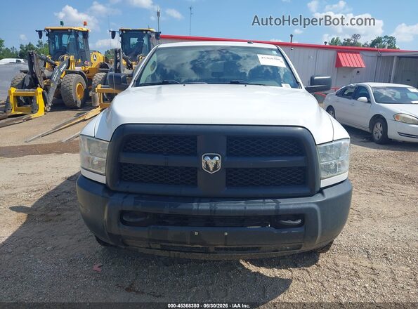 3C6TR5HT7GG283315 2016 RAM 2500 White Widok zestawu wskaźników