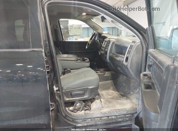 3C6TR5HT7GG297487 2016 RAM 2500 Зеленый Вид салона спереди