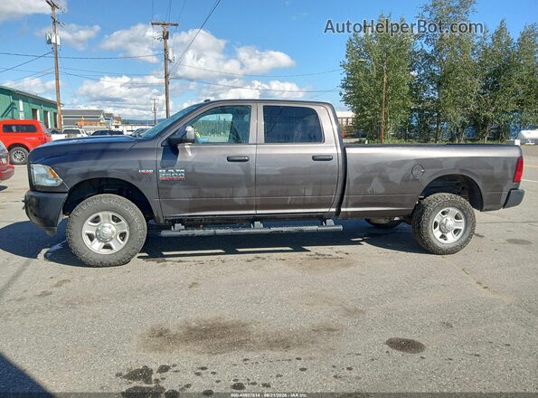 3C6TR5HT7JG149914 2018 RAM 2500 Gray ხელსაწყოთა პანელის ხედი