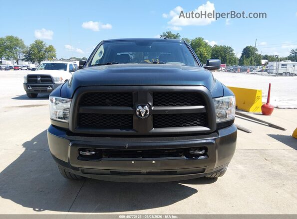 3C6TR5HTXJG343658 2018 RAM 2500 Green Vista interior trasera