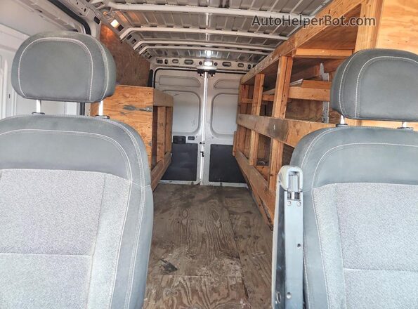 3C6TRVDG2HE531220 2017 RAM PROMASTER Белый Вид задних сидений